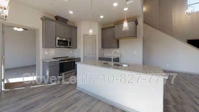 Building Photo - 3830 Key W Way