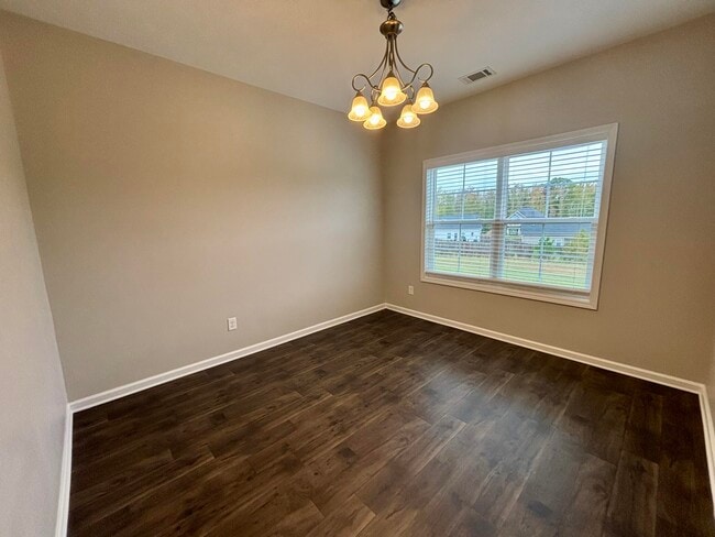 Building Photo - 4017 Pensacola Way