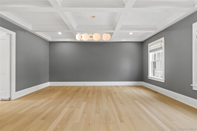 Building Photo - 25 Hunt Pl