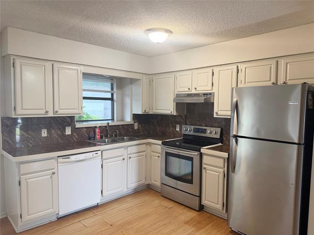 Building Photo - 2021 Espinosa Dr