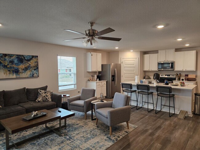 Building Photo - 4701 Airmen Dr