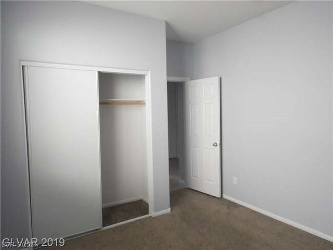 Building Photo - 11440 Parkersburg Ave