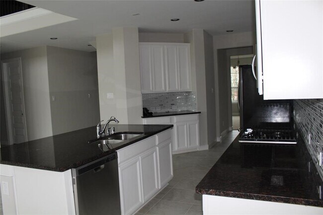 Building Photo - 26711 Stoney Shores Ln