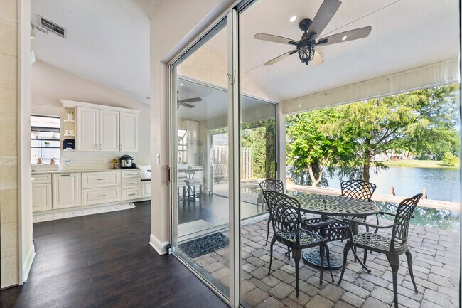 Building Photo - 3220 Tall Timber Dr