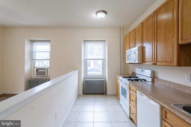 Building Photo - 4422 Pechin St