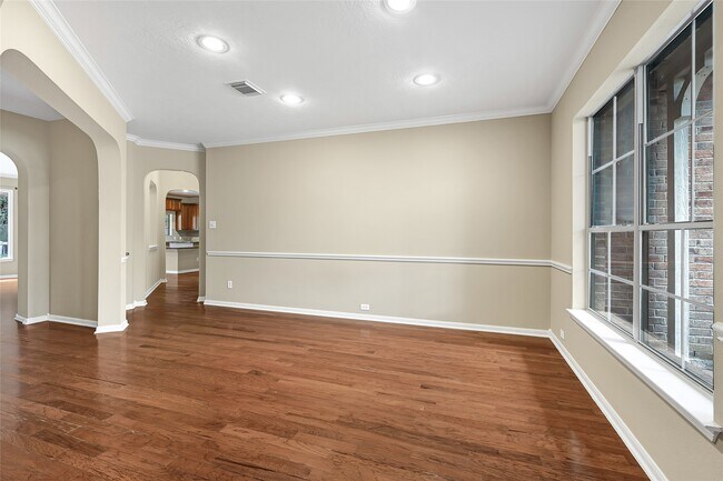 Building Photo - 21327 Pennshore Ln