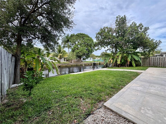 Building Photo - 1871 NW 31st Ct