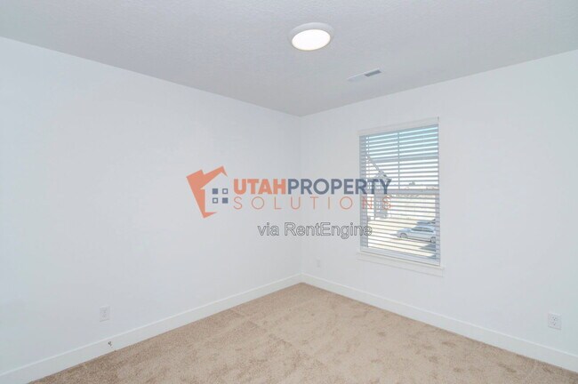 Building Photo - 1731 Jadeite Ln