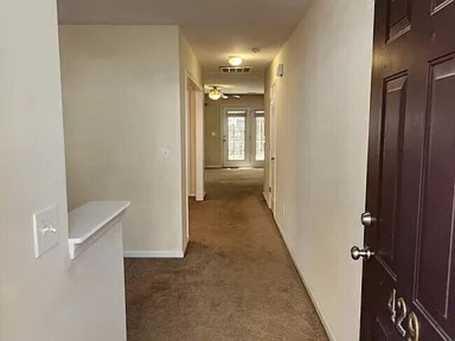 Building Photo - 429 Buttonbush Ct