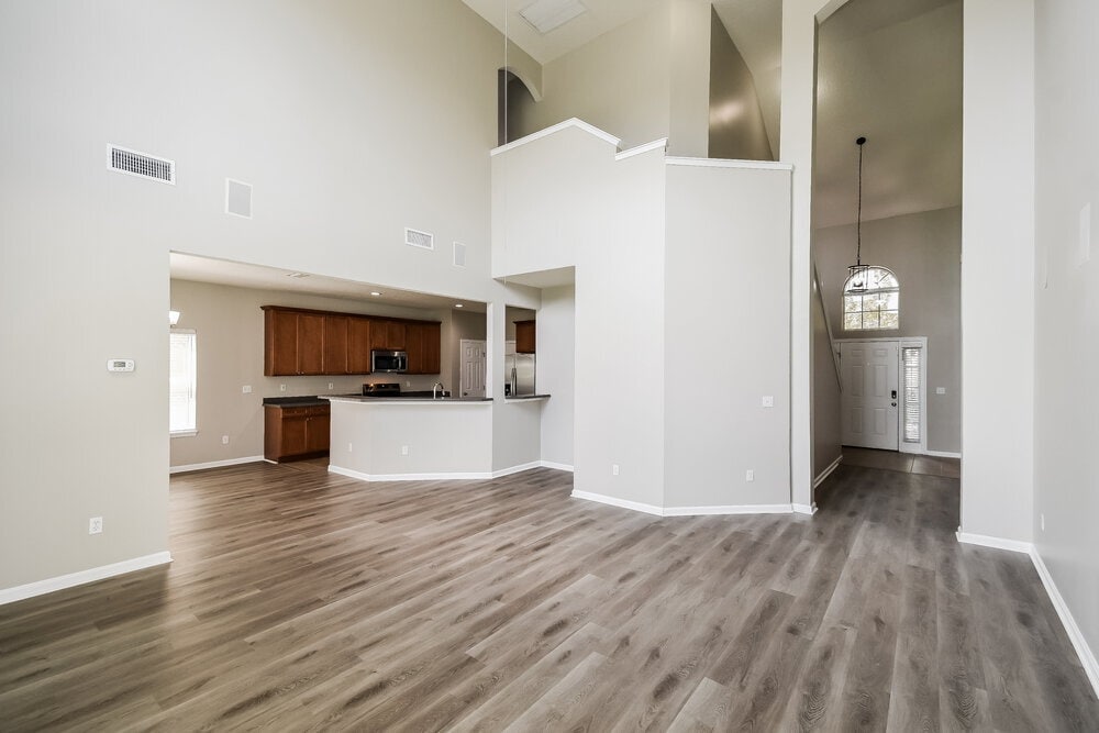 Building Photo - 3325 Horseshoe Trail Dr