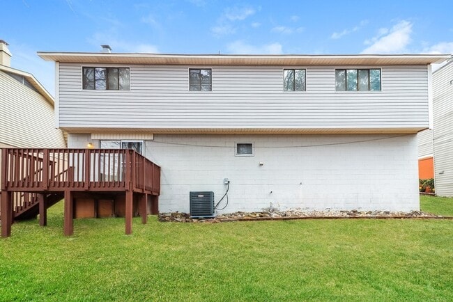 Building Photo - 5354 Dixieland Rd