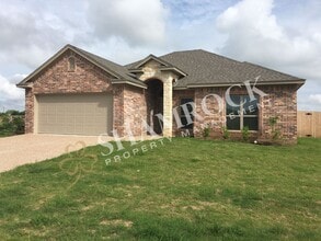 Building Photo - Great Location off Tree Lake Rd
