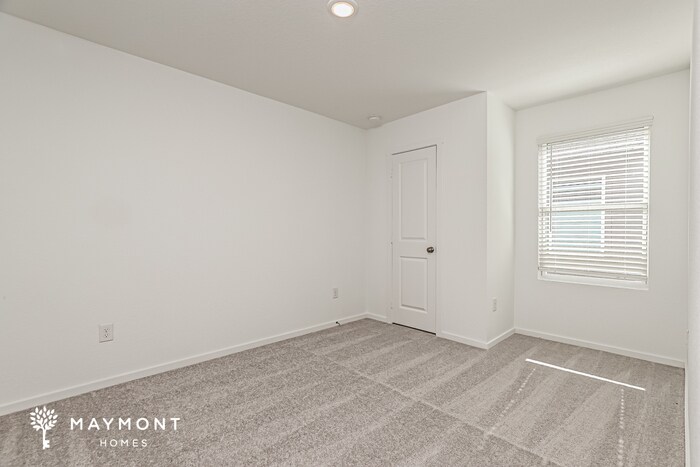 Building Photo - 566 Layne Overlook