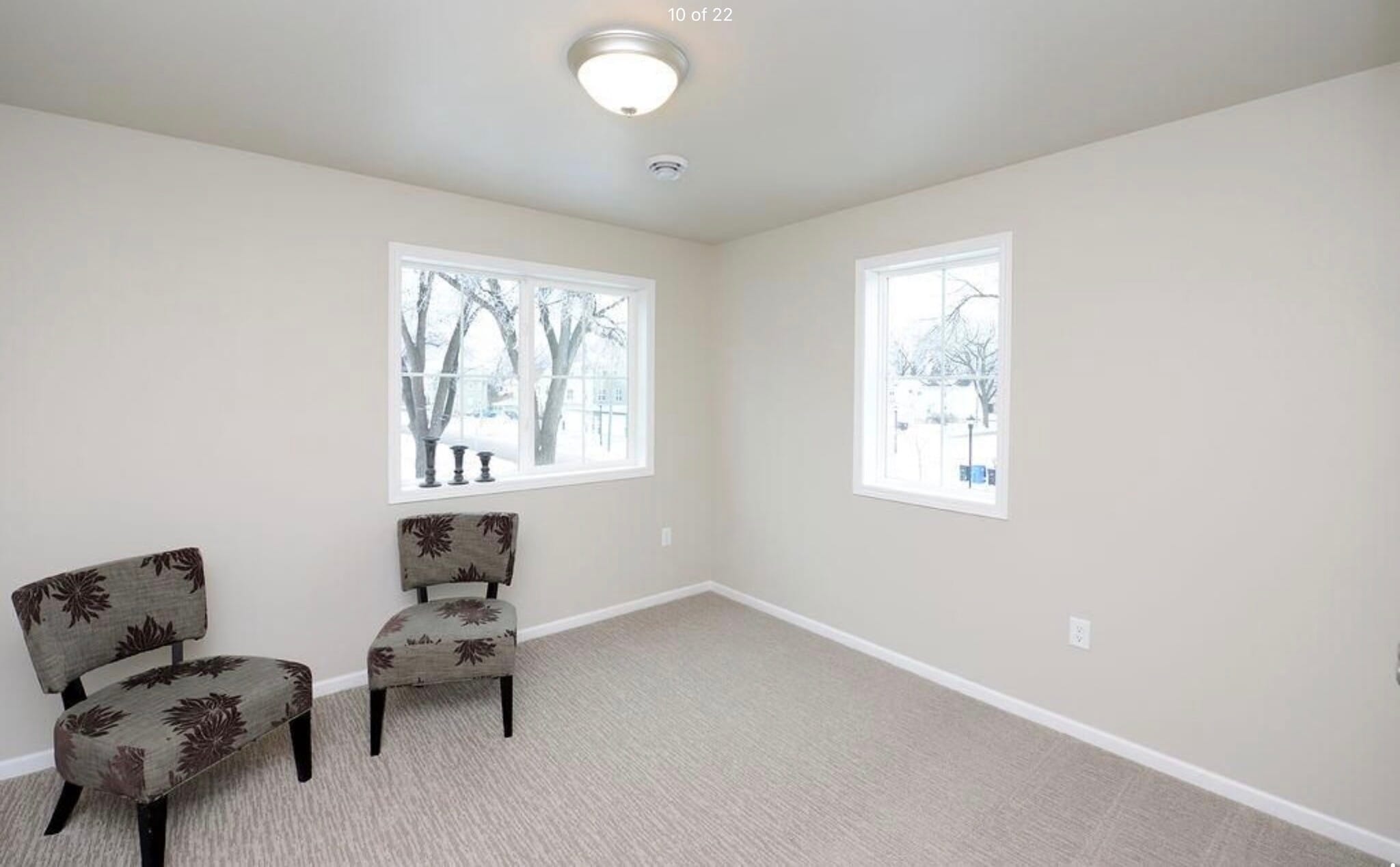 Building Photo - 705 10th Ave N