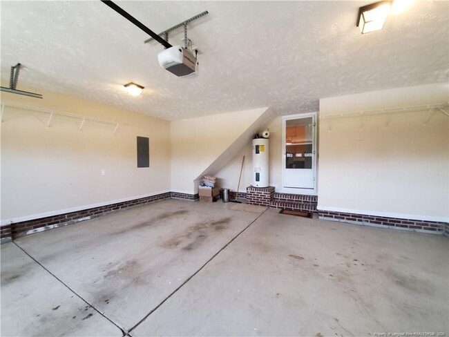 Building Photo - 1665 Kershaw Loop