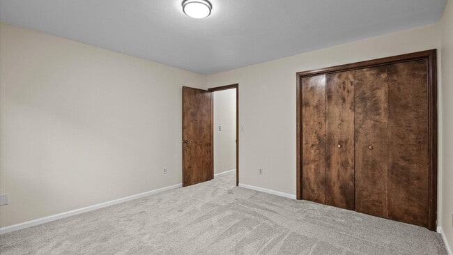 Building Photo - Charming Single-Family Home in Glenwood Sp...