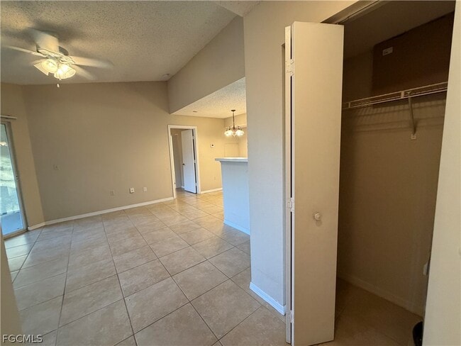 Building Photo - 12561 Equestrian Cir