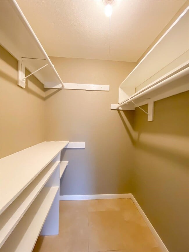 Building Photo - 11514 Fruitwood Dr