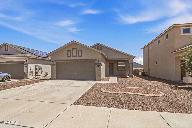 Building Photo - 10624 Hidden Chapel Pl