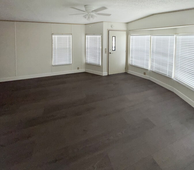 Building Photo - 3202 SE 39th Ave