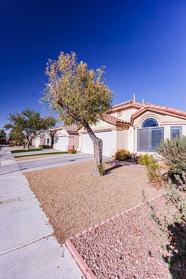 Building Photo - 8952 Quarrystone Way