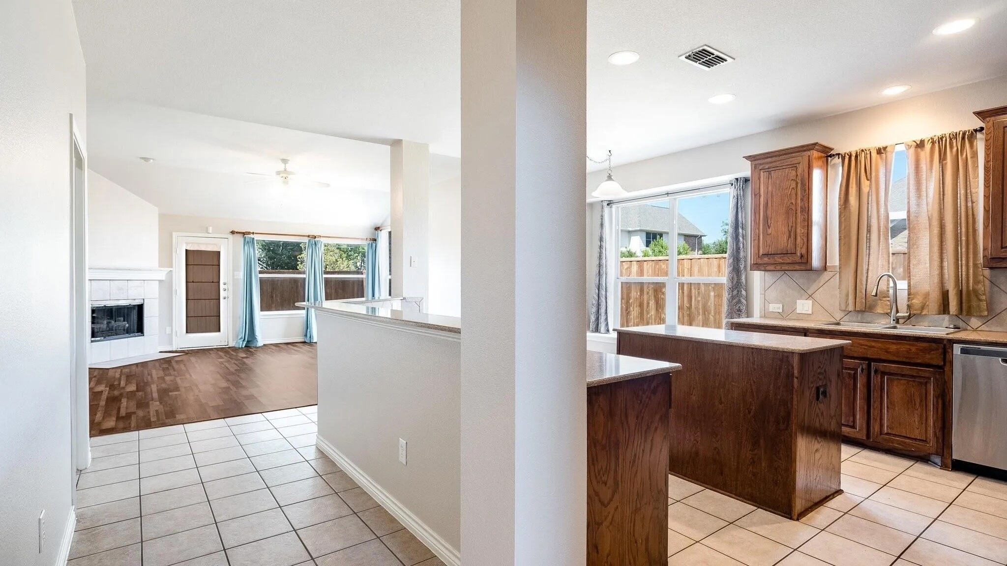 Building Photo - 4305 Orchard Gate Ln