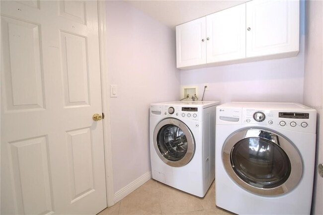 Building Photo - 2210 Maryday Ct