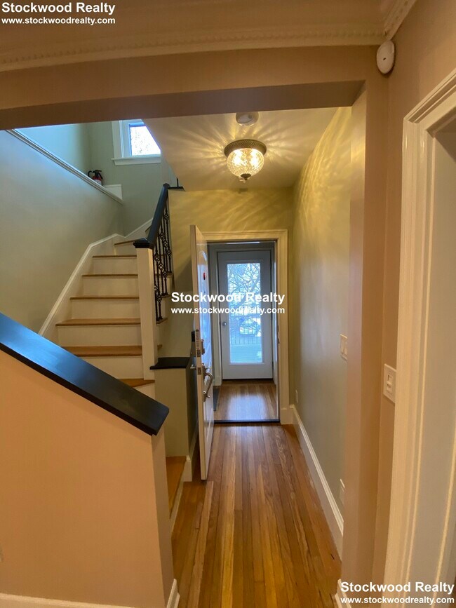 Building Photo - 152 Blue Hill Avenue