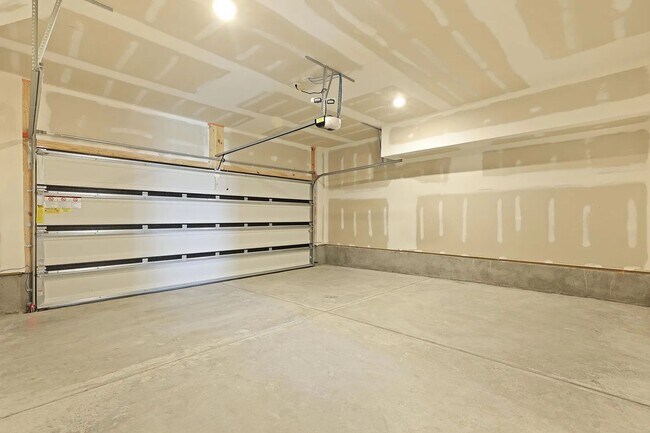 Building Photo - New Construction in the Heart of Nexton