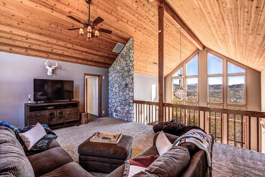 Building Photo - 1216 Kodiak Dr