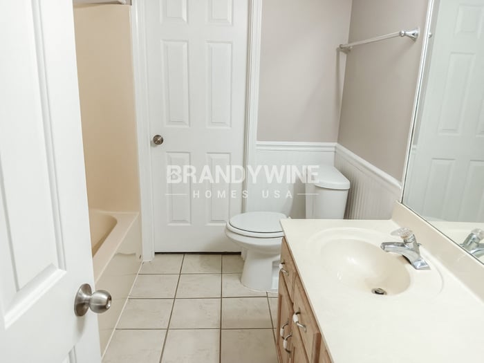 Building Photo - 5540 Dedo Cove