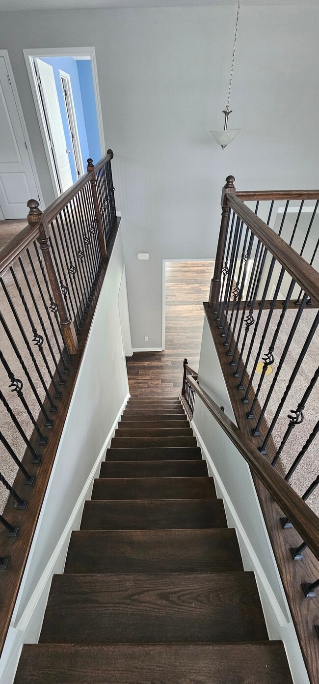 Building Photo - 1044 Crest Oak Ln