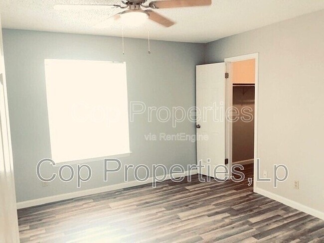 Building Photo - 1819 Babcock Rd