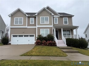 Building Photo - 512 Paddle Creek Dr