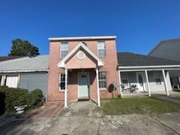Building Photo - For Lease - 3 BR|2 BA Near Tyndall Air For...