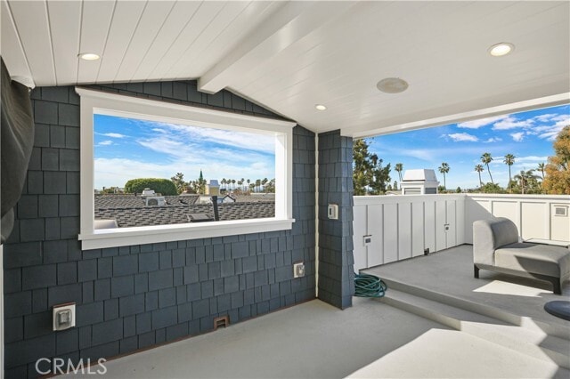 Building Photo - 708 Heliotrope Ave