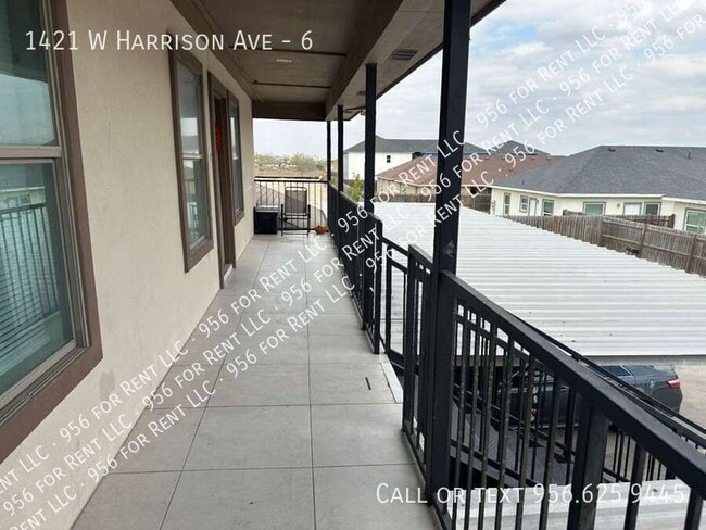 Building Photo - 1421 W Harrison Ave