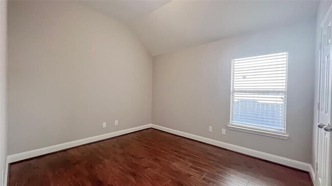 Building Photo - 26622 Clear Mill Ln