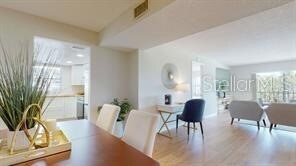 Building Photo - 1120 N Shore Dr NE