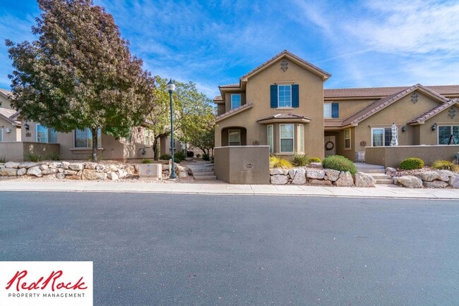 Primary Photo - 3 Bedroom Furnished Home in Hidden Valley ...