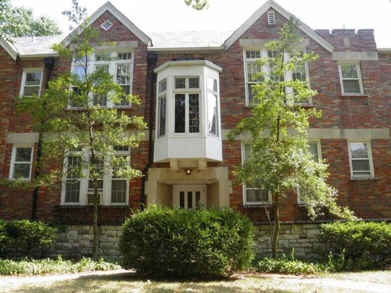 Primary Photo - 7520 York Dr