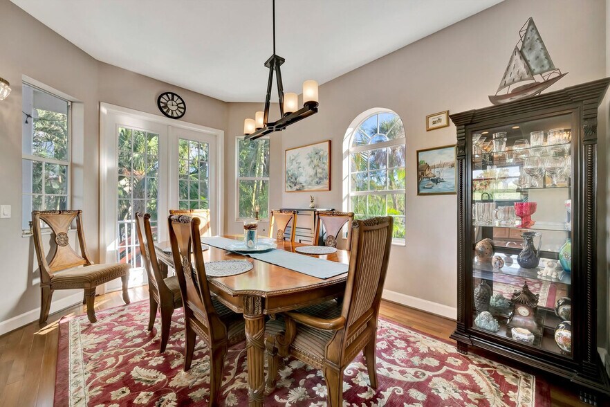 Building Photo - 28 Michiana Dr