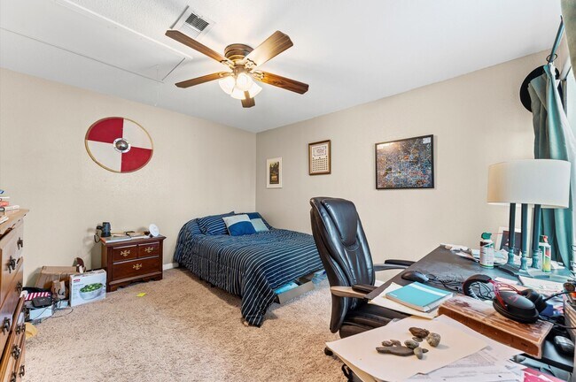 Building Photo - 1504 Early Ln