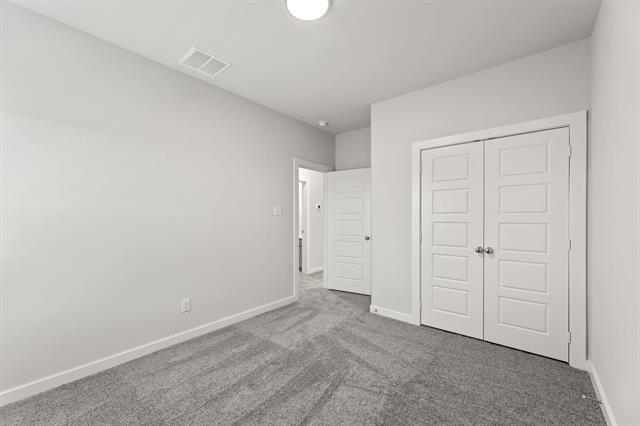 Building Photo - 1102 Butterfly Dl Dr