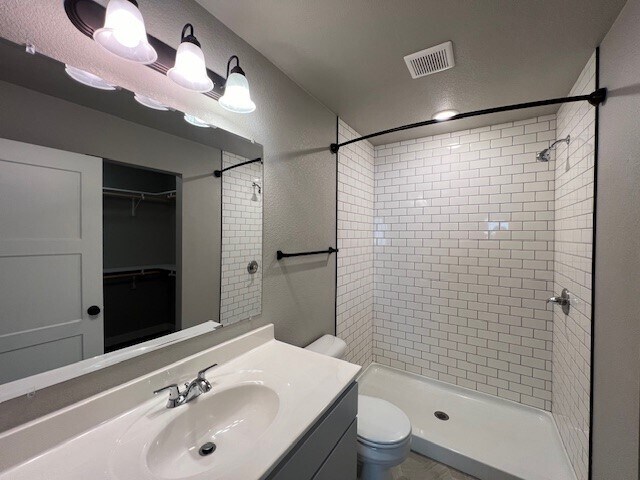 Building Photo - 671 Eagle Ct