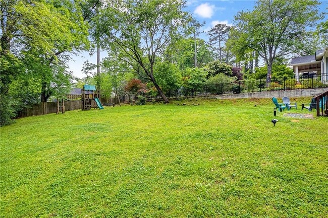 Building Photo - 1235 Spring Valley Ln NE