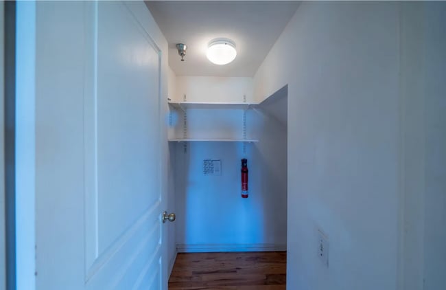 Building Photo - 1352 24th St