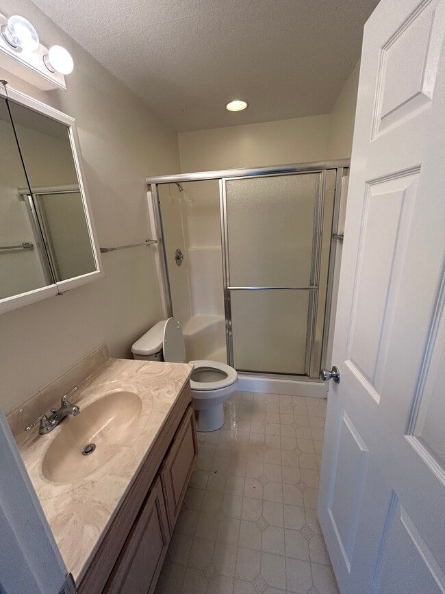 Building Photo - 140 Randolph St