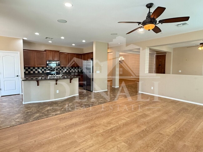 Building Photo - 3695 E Bartlett Way