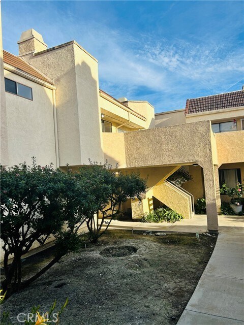 Building Photo - 47 Grenada St